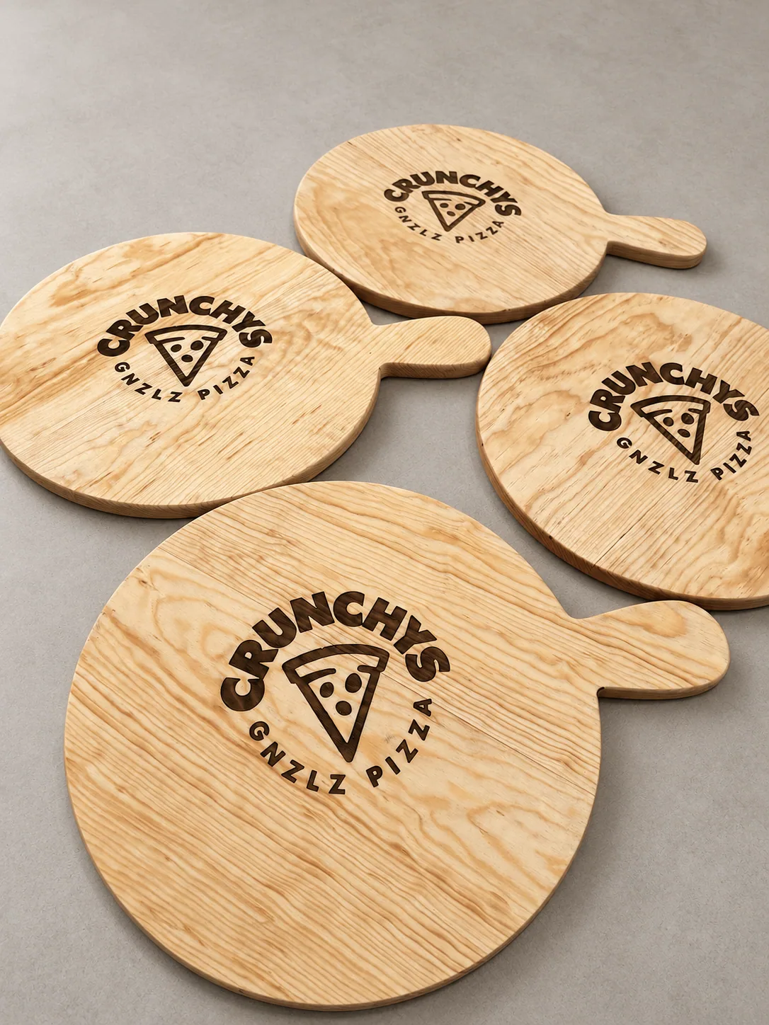 Grabado láser en maderas sólidas: tablas para pizzería